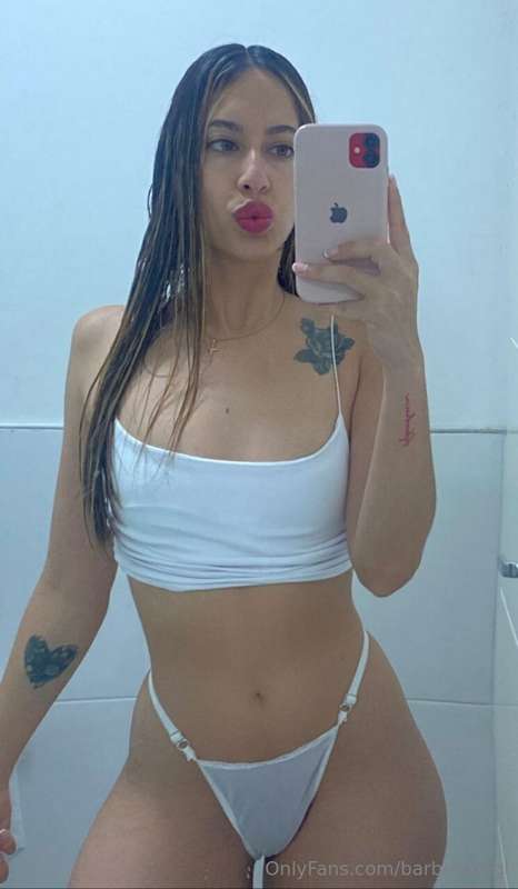 @rubimacarena diosa argentina viajando por el mundo🌎. Me enc..