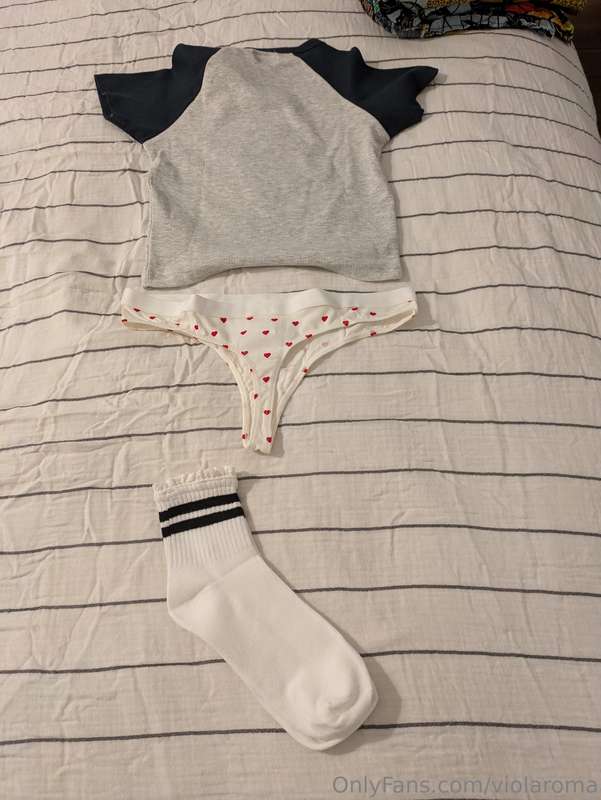 Più tardi insieme all cugina proverò quest outfit...spero vi..