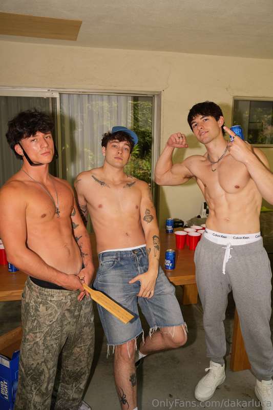 GANGBANG BRO’S TAKING OVER AGAIN!!! WE’RE LIVE 😈😈😈