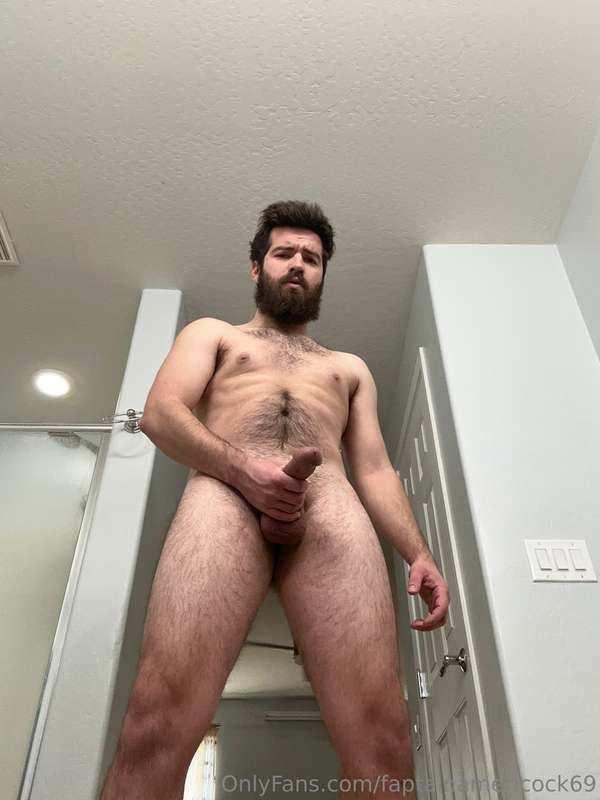 Bed head, ready to dick you down