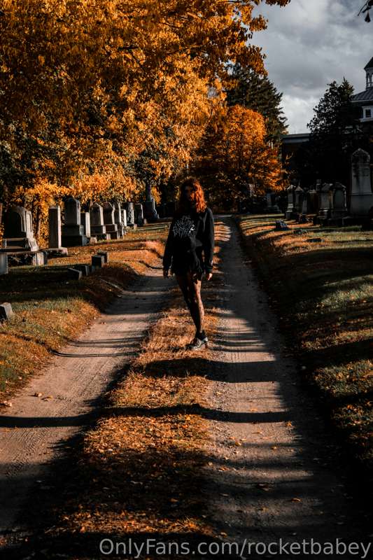 pov: ur goth gf takes you on a date 6