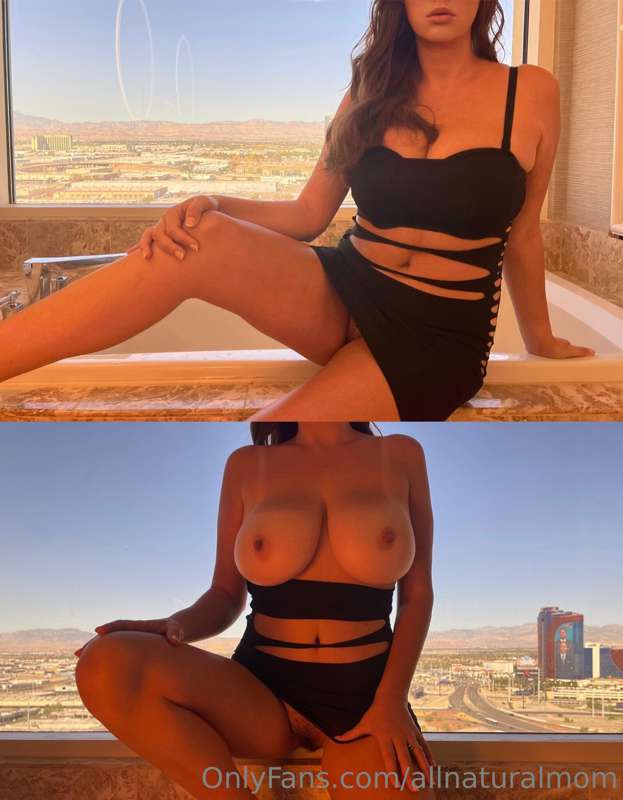 Vegas dress from last night🙃😋 
Also the view is amazing! ☀️ ..