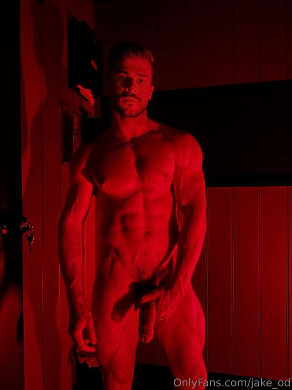 You guys ready for round two at Bodyline sauna tonight? Thes.. 1