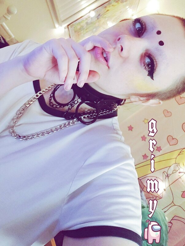 ?CHATURBATE IS SET UP?

I'm live now!!!!
chaturbate.com/grim..