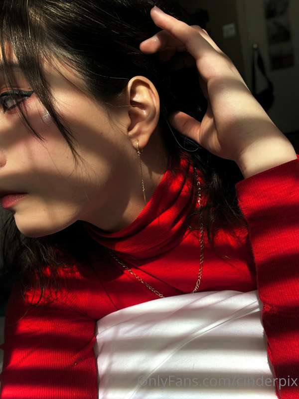 I really liked this picture ❤️ Just got my nipple piercings ..