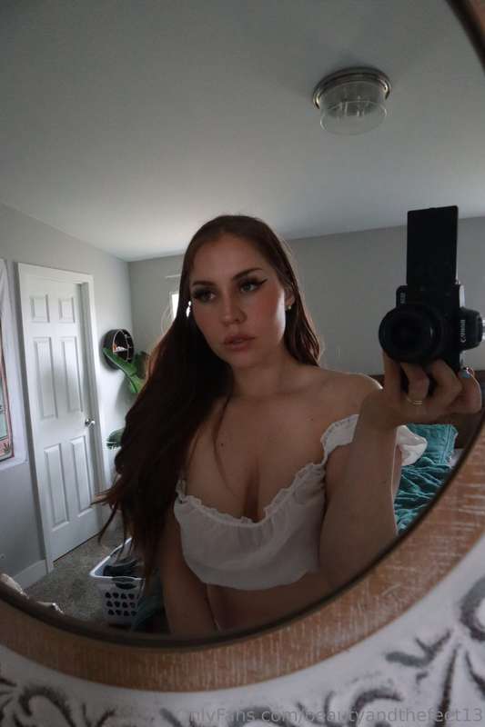 Good morning selfies! Do you have time to stroke for me toda.. 1