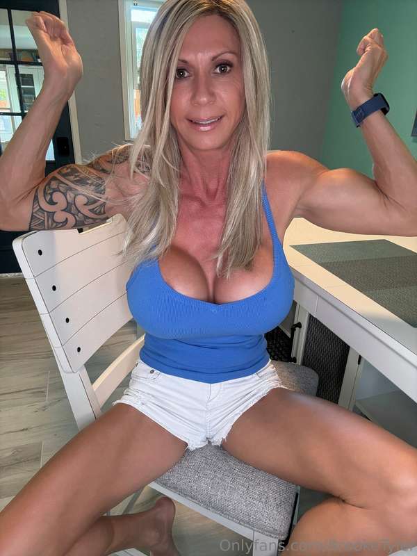 Rob’s a fucking asshole, but God, that dick—nine inches of t.. 12