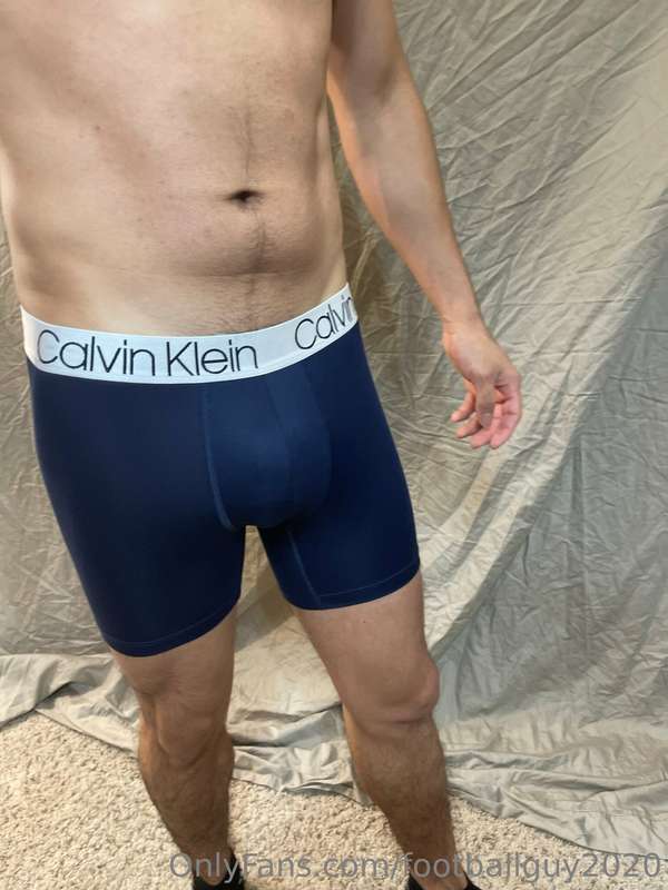 The Calvin Klein set of PVT Martinez - you'll want to see th.. 20