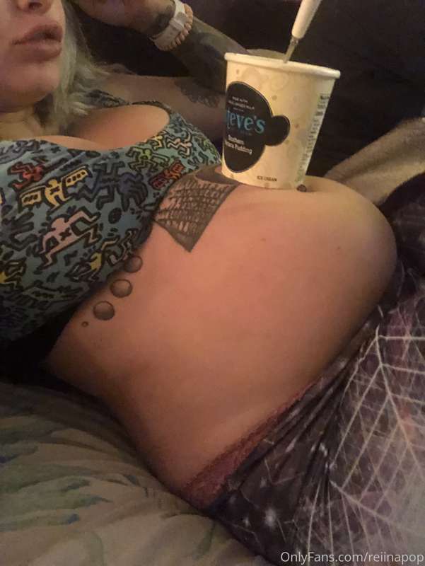 stuffing and the morning after <3 do you notice me growing b.. 2