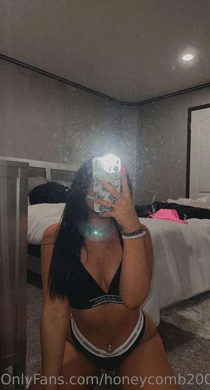 Tell me what you wanna see from me:)