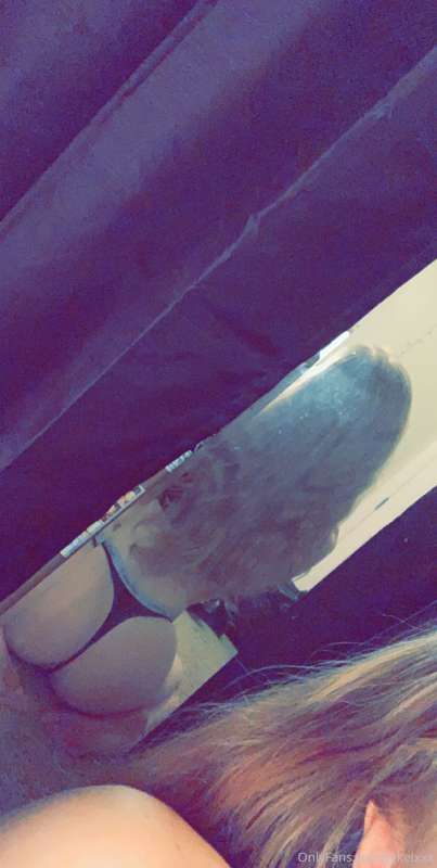 Like if your awake RN baby 👀 I’m horny it’s Demon Time😈 
Tip..