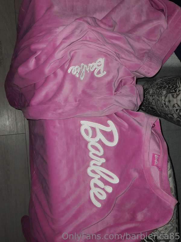 New cute dance on the way with my cute new Barbie outfit UWU