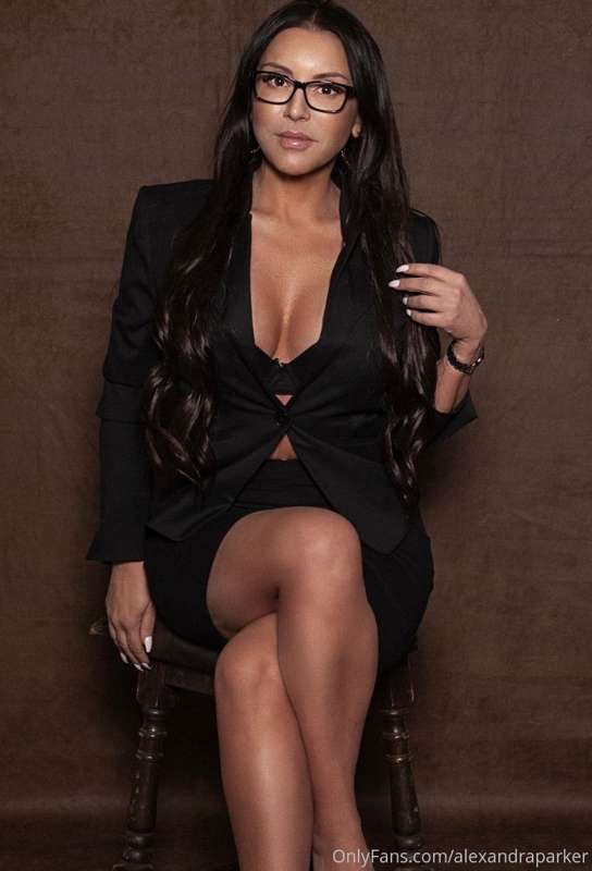 Hey... I’m Alexandra.. here to apply for the secretary posit..