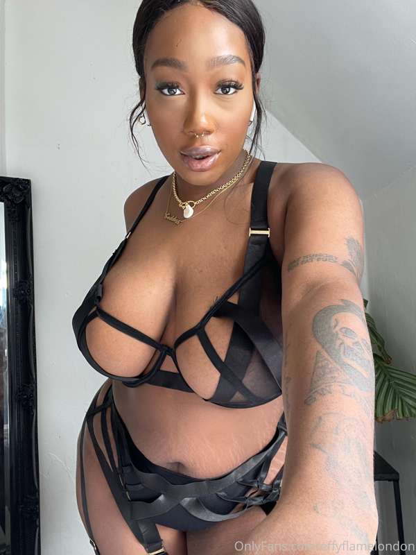 Effyflamelondon - Onlyfans - 06 Sep, 2021