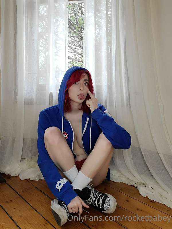 these made me want to do a fem party poison cosplay 17