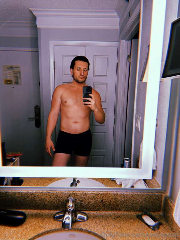 should i strip for you? 👀