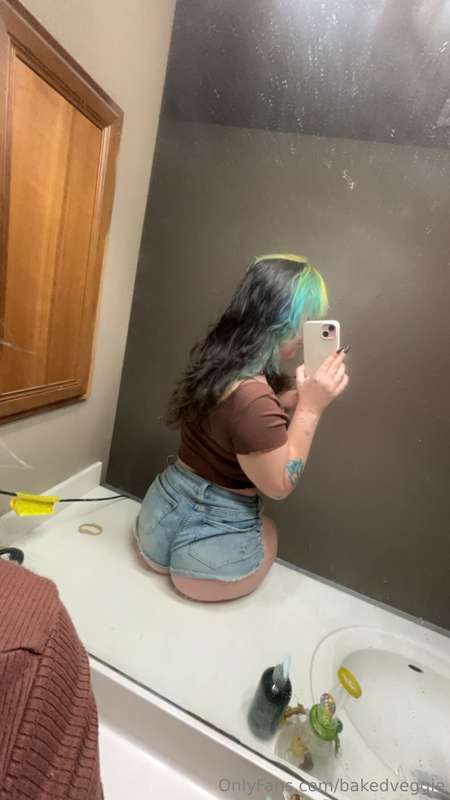 Bakedveggie - Onlyfans - 17 Jul, 2024