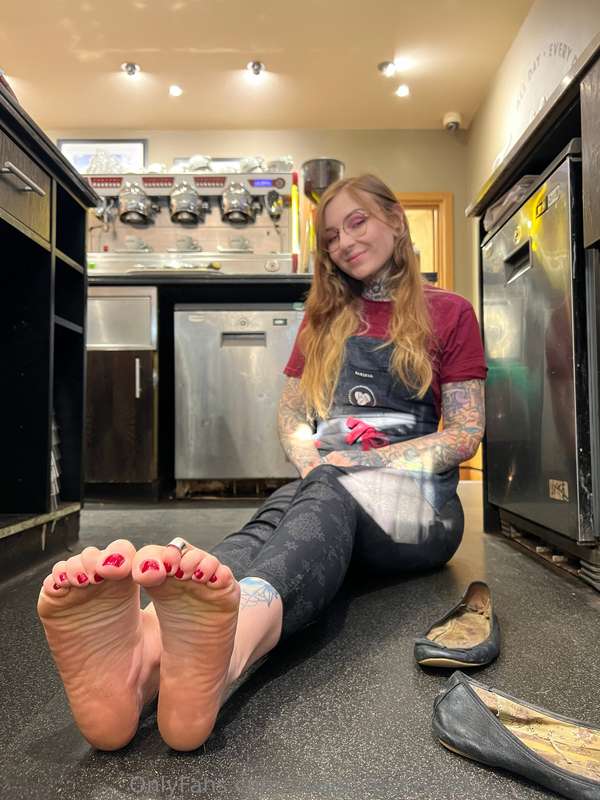 Would you cum in my work flats ? 💦💦💦 5