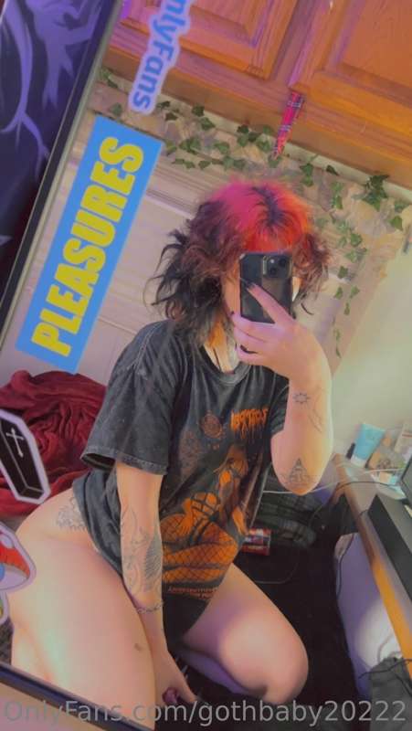 Hello my loves!😊 You ready to cum today? 🥴😘 made some longer..