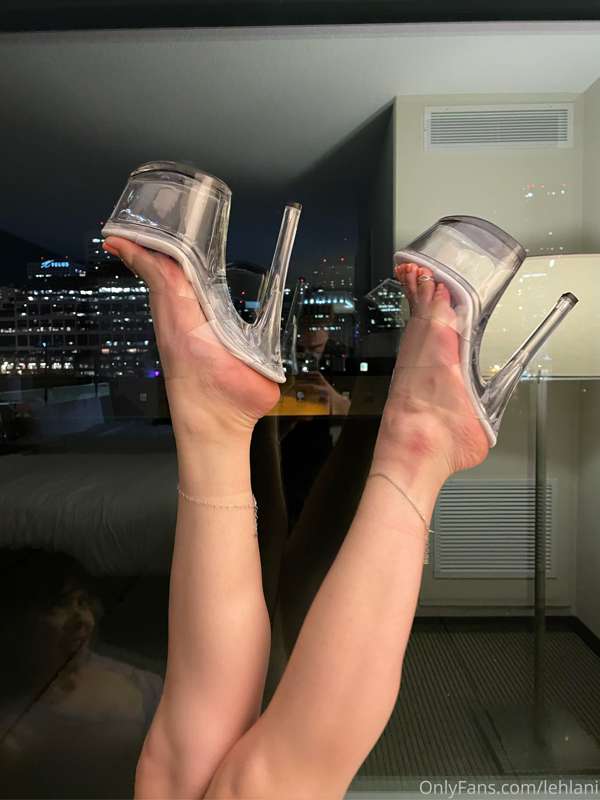 When I’m home I’ll make a video with these heels :) 2