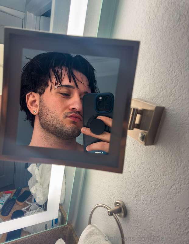 guess who had a nice shower? this guy 😂