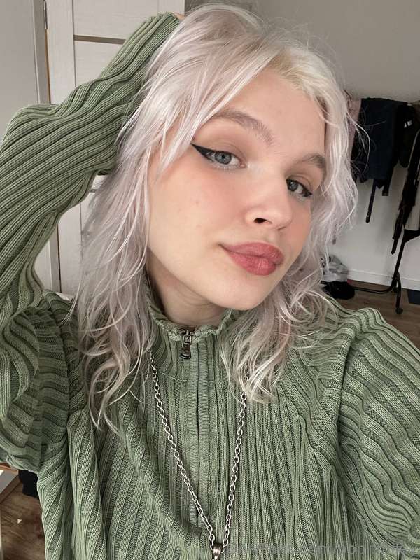 Lilaaa_Techno - Onlyfans - 16 Jul, 2024