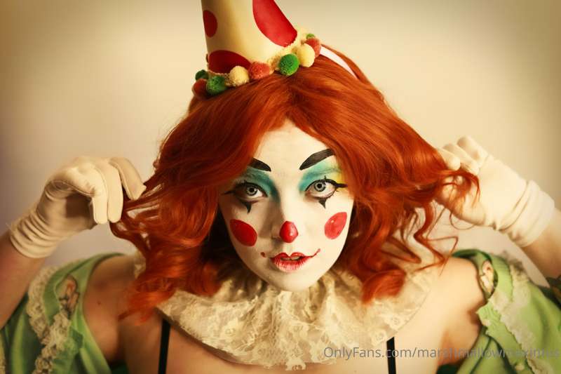 Retro Clown set (Part 1)
Ohhhh how fun it is to clown around.. 20