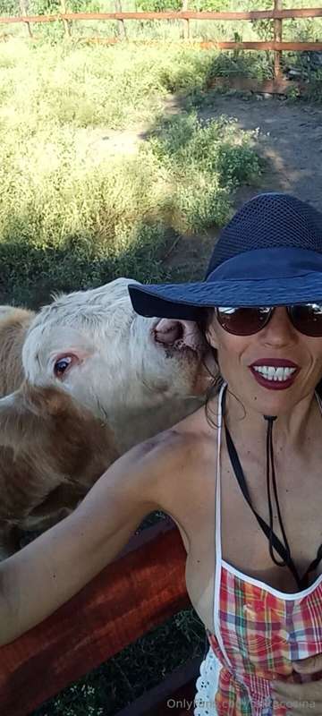 el Chapu 🐮#lagranjadetalita 1