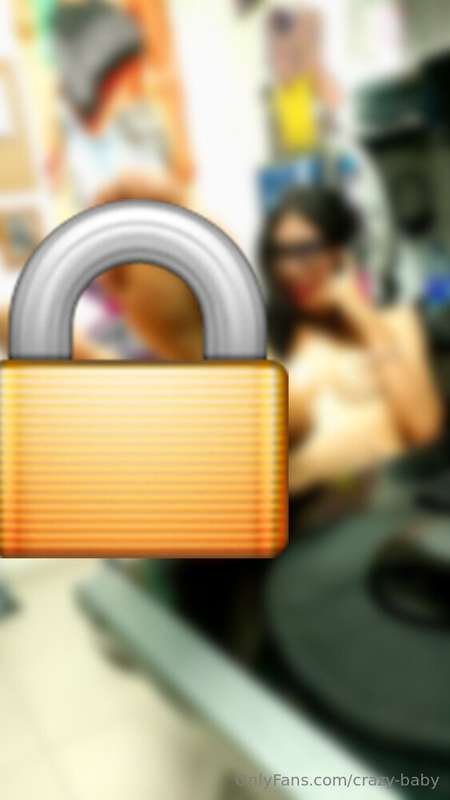 💞💞if you want to see me complete, unlock the next photo 😘🥰💓
