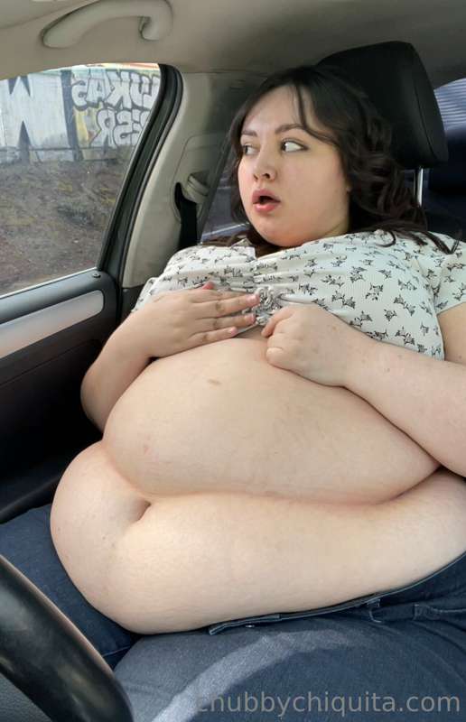 car stuffing! <3

took a quick lunch break during a busy day.. 4