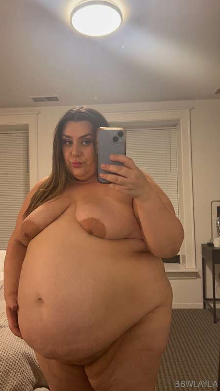 A feeder who hadnt seen me in over a year said my tits feel .. 3