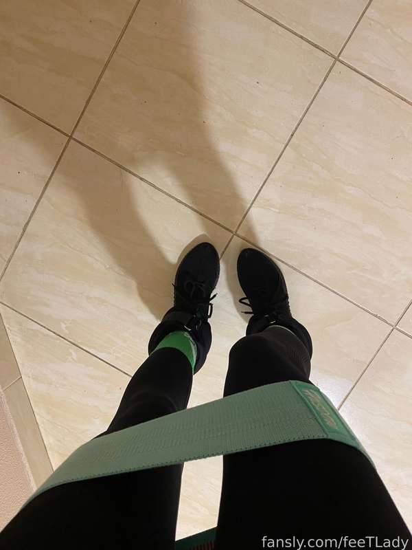 Feetlady - Fansly - 13 Mar, 2023