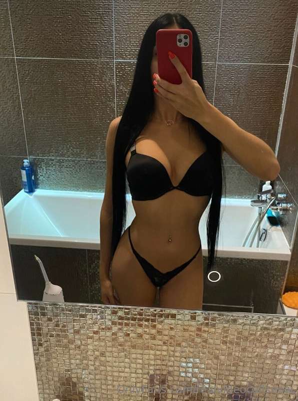 Mariaurlover - Onlyfans - 02 Apr, 2024