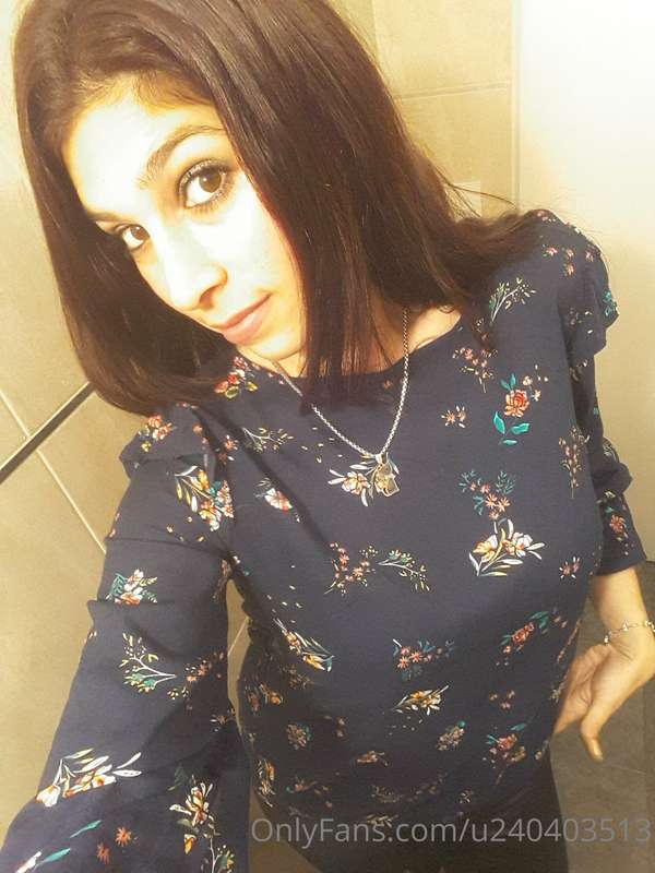 😘 hello baby, will you greet me?